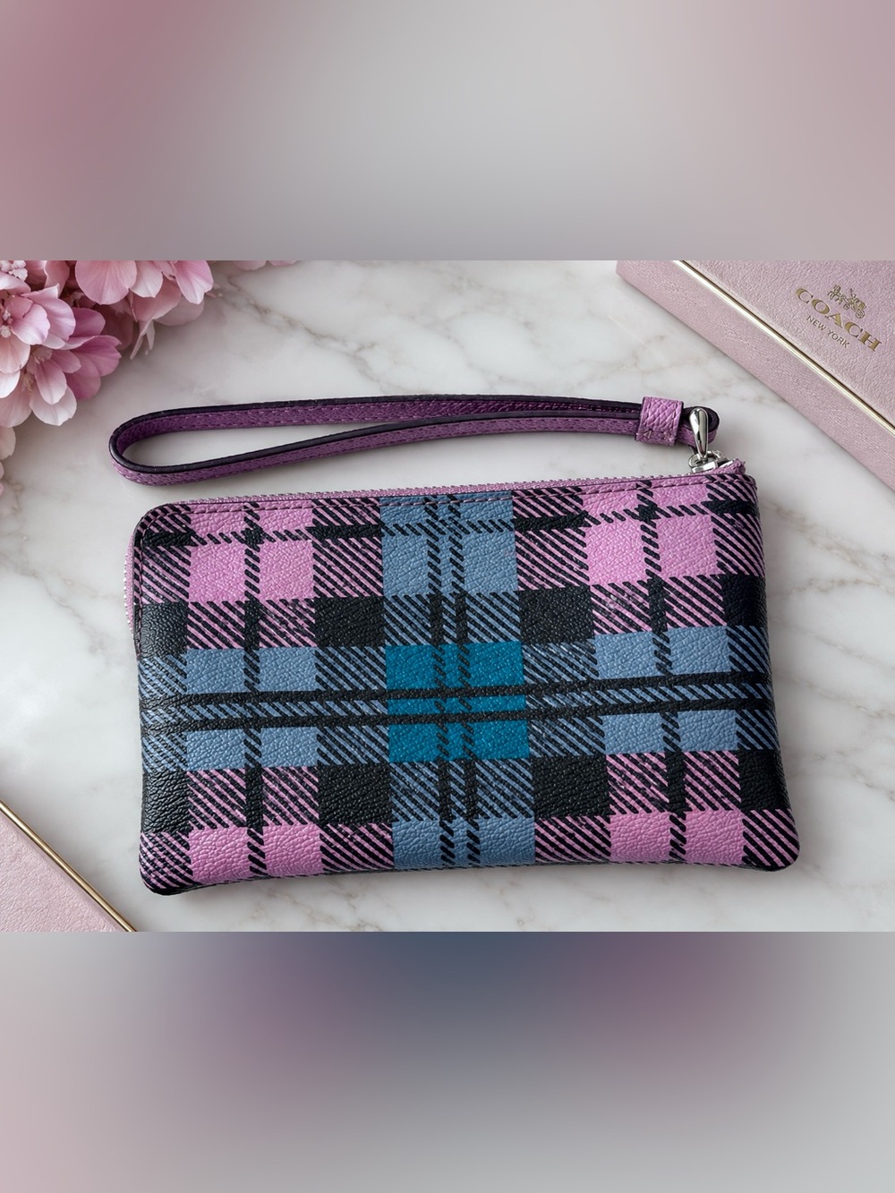 Coach Plaid Corner Zip Wristlet 2017 - Picture 2 of 5